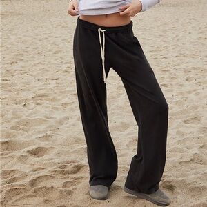 BNWOT Brandy Melville baggy Anastasia low rise wide leg sweatpants SET